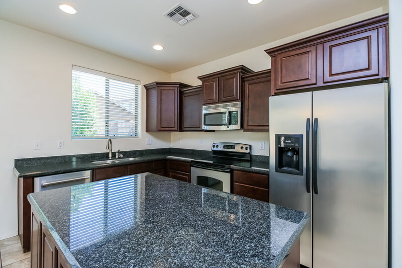 2,245/Mo, 4126 E Thunderheart Trl Gilbert, AZ 85297 Kitchen View
