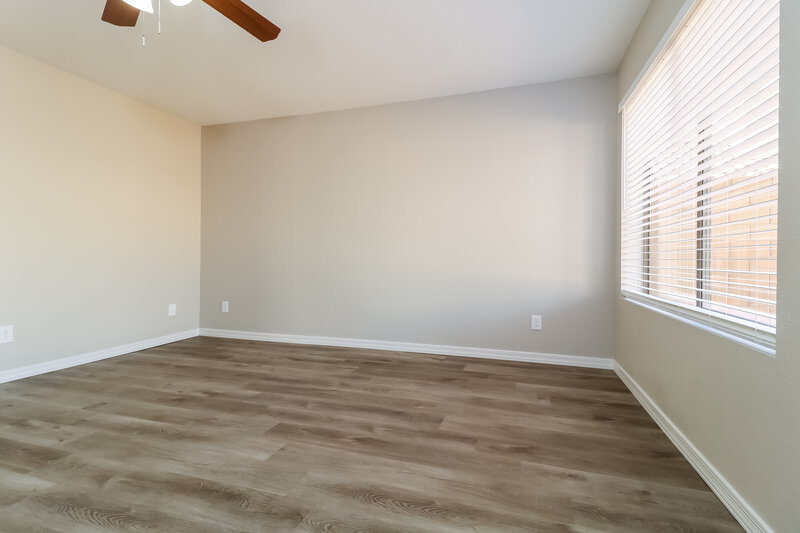 3,320/Mo, 10806 W Sands Dr Sun City, AZ 85373 Bedroom View 3