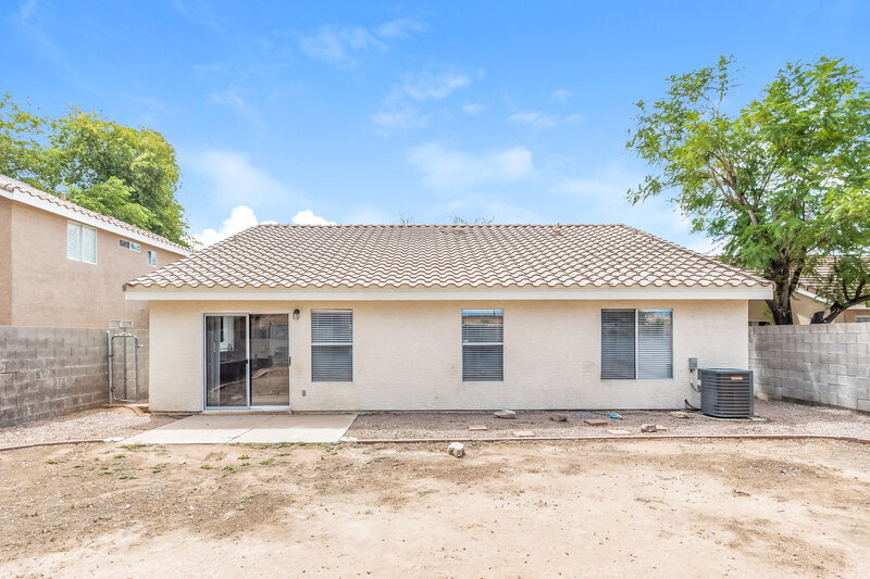 2,355/Mo, 832 W Leah Ln Gilbert, AZ 85233 Rear View