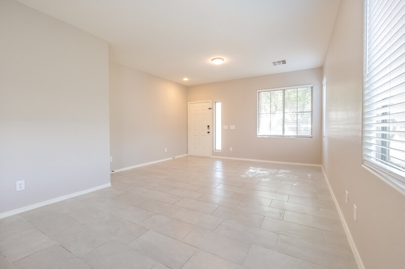 2,305/Mo, 22304 S 214th St Queen Creek, AZ 85142 Living Room View