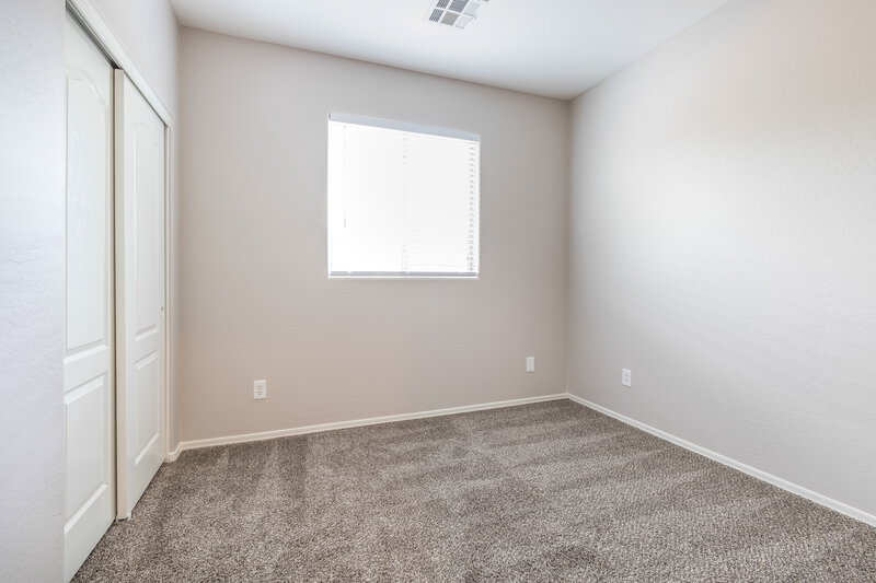 2,305/Mo, 22304 S 214th St Queen Creek, AZ 85142 Bedroom View 2