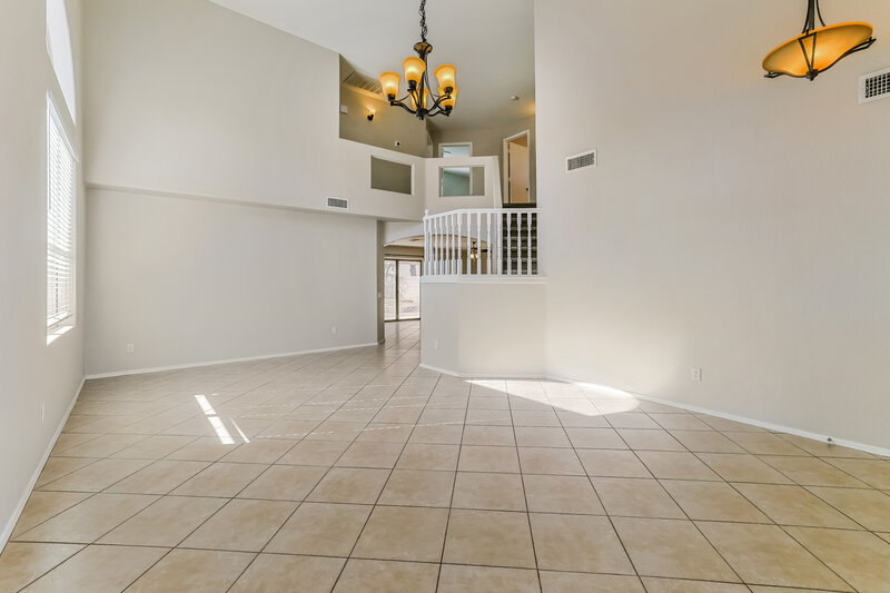2,960/Mo, 3809 E Lexington Ave Gilbert, AZ 85234 Living Room View 3