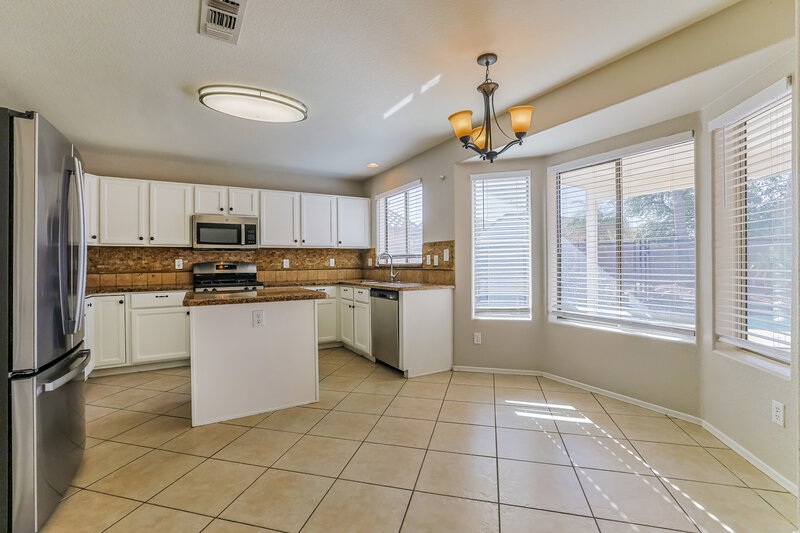 2,960/Mo, 3809 E Lexington Ave Gilbert, AZ 85234 Dining Room View
