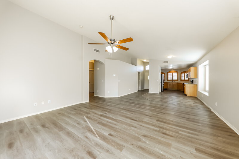 2,090/Mo, 9631 W Clara Ln Peoria, AZ 85382 Living Room View