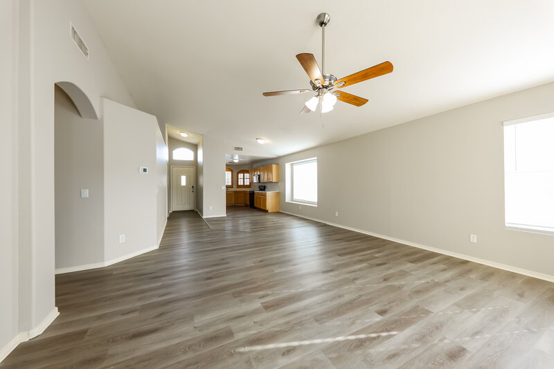 2,090/Mo, 9631 W Clara Ln Peoria, AZ 85382 Living Room View 2