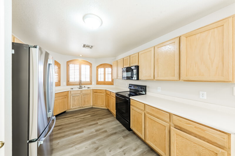 2,090/Mo, 9631 W Clara Ln Peoria, AZ 85382 Kitchen View