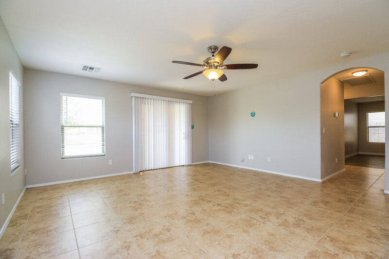2,325/Mo, 4439 W Burgess Ln Laveen, AZ 85339 Living Room View 2