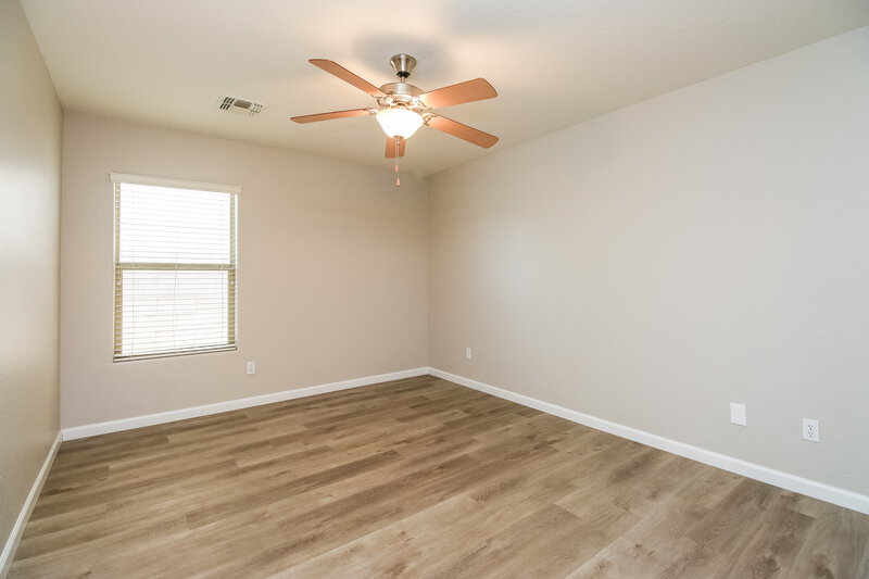 2,325/Mo, 4439 W Burgess Ln Laveen, AZ 85339 Bedroom View