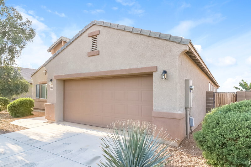 2,200/Mo, 23807 W Chipman Rd Buckeye, AZ 85326 Front View