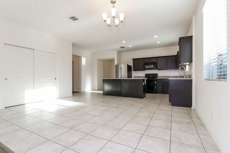 2,200/Mo, 23807 W Chipman Rd Buckeye, AZ 85326 Dining Room View