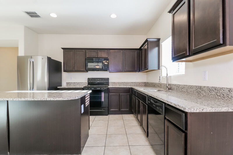 2,200/Mo, 23807 W Chipman Rd Buckeye, AZ 85326 Kitchen View