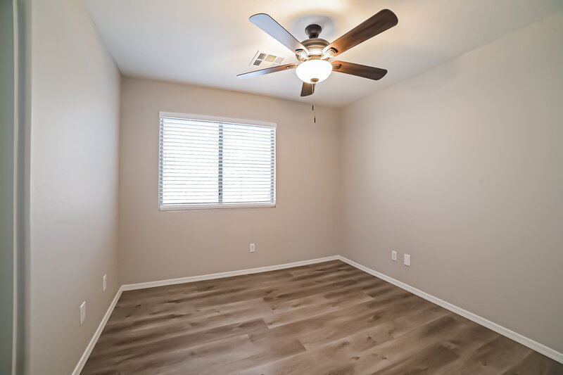 1,730/Mo, 15337 W Lundberg ST Surprise, AZ 85374 Bedroom View 2