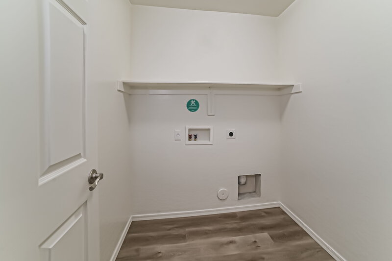 1,730/Mo, 15337 W Lundberg ST Surprise, AZ 85374 Laundry Room View