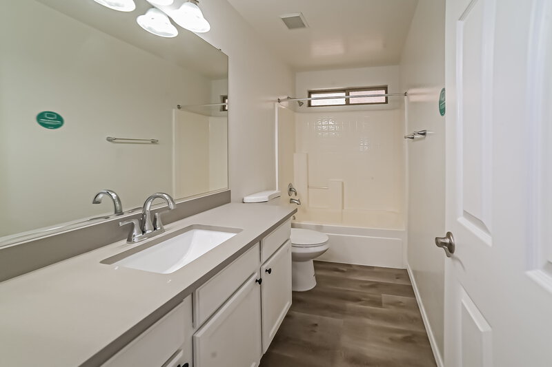 1,730/Mo, 15337 W Lundberg ST Surprise, AZ 85374 Bathroom View