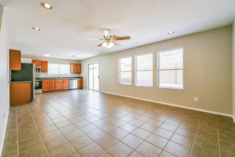1,770/Mo, 3277 S Chaparral Rd Apache Junction, AZ 85119 Living Room View 2