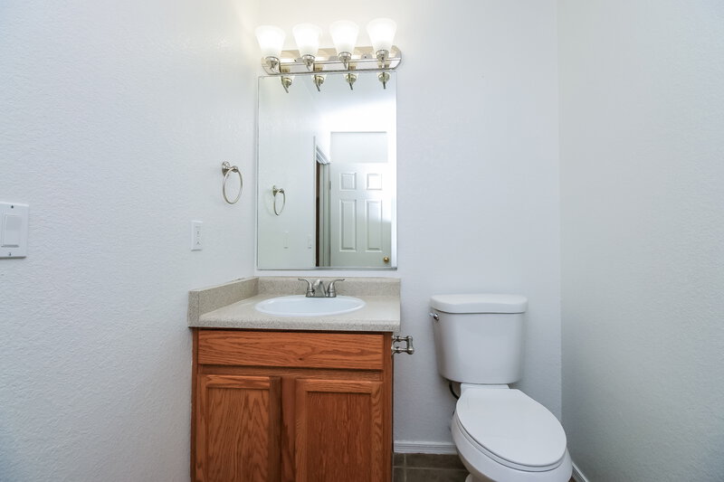 2,065/Mo, 3277 S Chaparral Rd Apache Junction, AZ 85119 Powder Room View