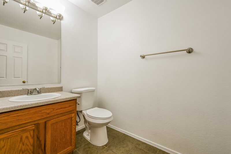 1,770/Mo, 3277 S Chaparral Rd Apache Junction, AZ 85119 Bathroom View 3
