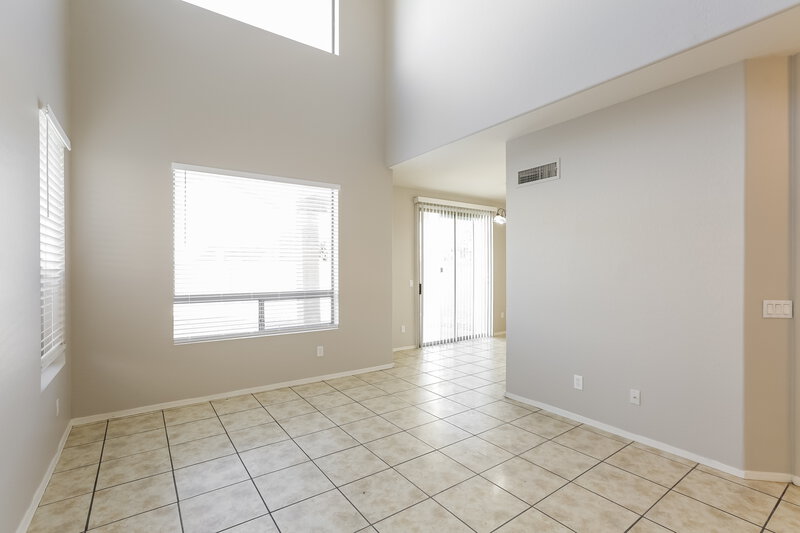 1,845/Mo, 11402 W Mohave St Avondale, AZ 85323 Living Room View