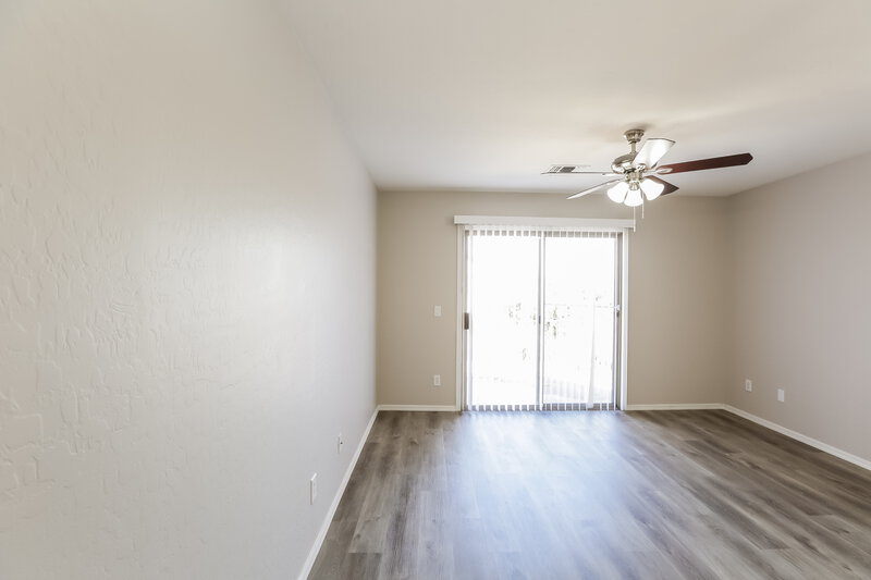 1,845/Mo, 11402 W Mohave St Avondale, AZ 85323 Main Bedroom View