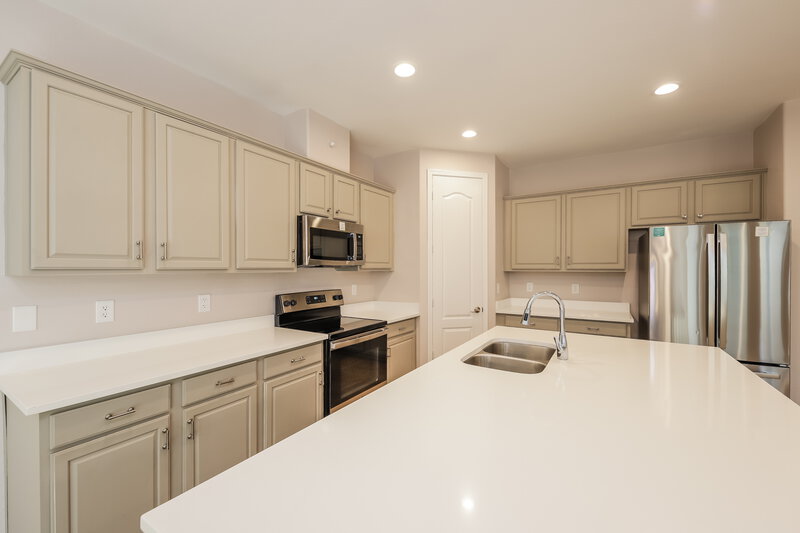 1,950/Mo, 8955 W Northview Ave Glendale, AZ 85305 Misc View 5