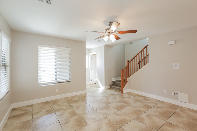 2,520/Mo, 1146 E Hampton Ln Gilbert, AZ 85295 Living Room View