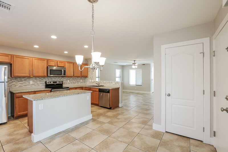 2,520/Mo, 1146 E Hampton Ln Gilbert, AZ 85295 Dining Room View