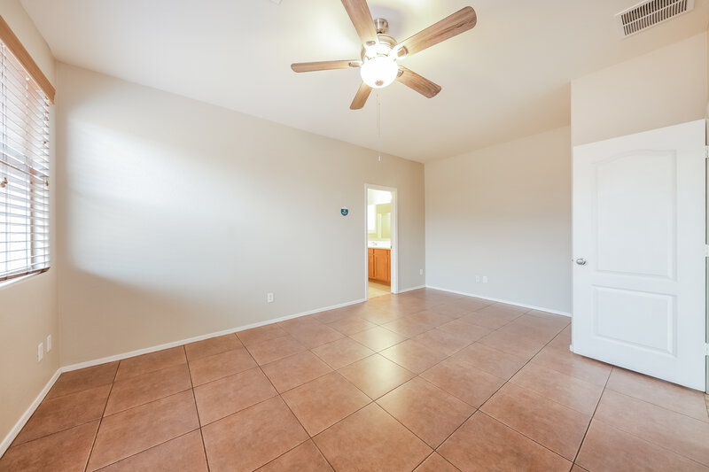 1,930/Mo, 15558 W Laurel Ln Surprise, AZ 85379 Main Bedroom View 2
