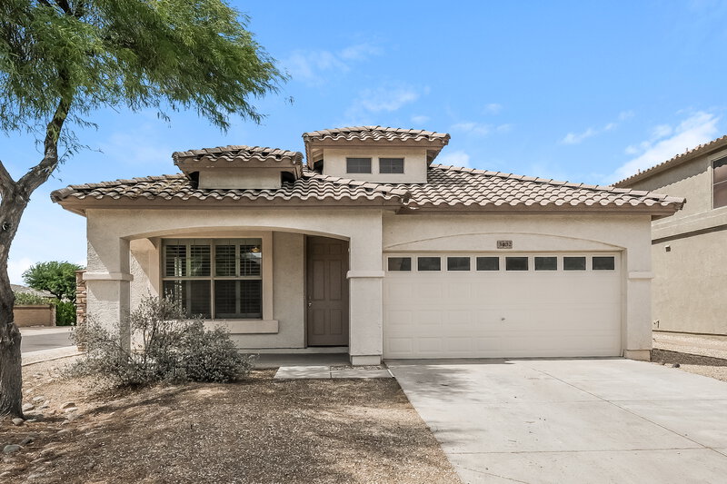 2,545/Mo, 3432 W Apollo Rd Phoenix, AZ 85041 External View