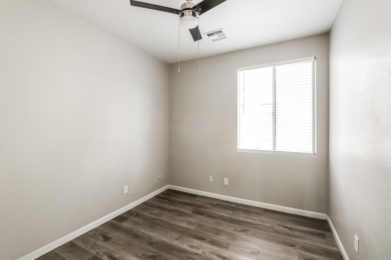 2,545/Mo, 3432 W Apollo Rd Phoenix, AZ 85041 Bedroom View