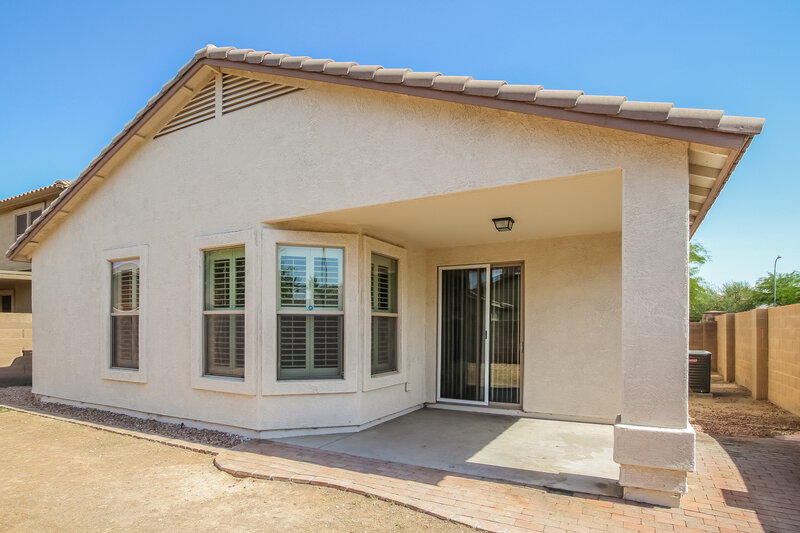 2,725/Mo, 3432 W Apollo Rd Phoenix, AZ 85041 Rear View