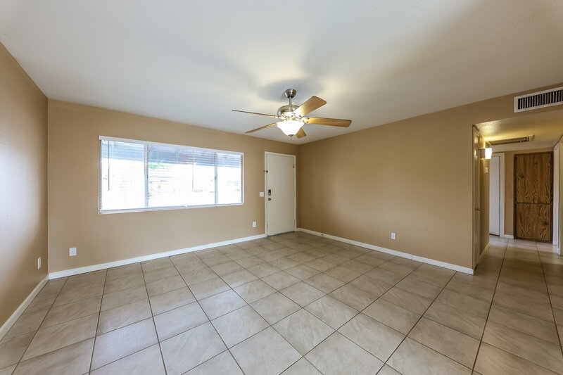 2,000/Mo, 5607 W Michigan Ave Glendale, AZ 85308 Living Room View 3