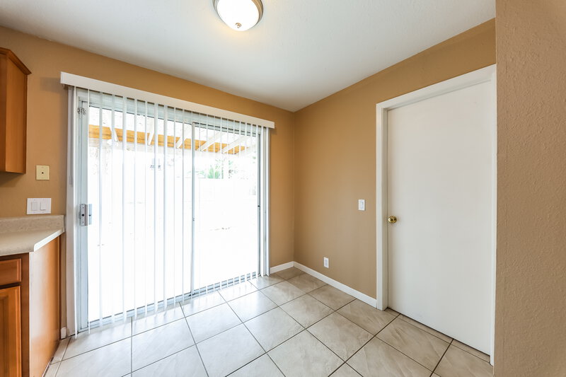 2,000/Mo, 5607 W Michigan Ave Glendale, AZ 85308 Dining Room View