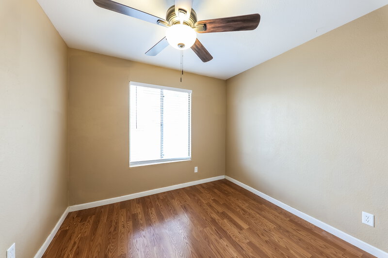 2,000/Mo, 5607 W Michigan Ave Glendale, AZ 85308 Bedroom View