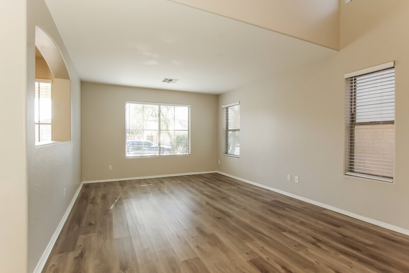 2,935/Mo, 1942 E Ebony Pl Chandler, AZ 85286 Living Room View