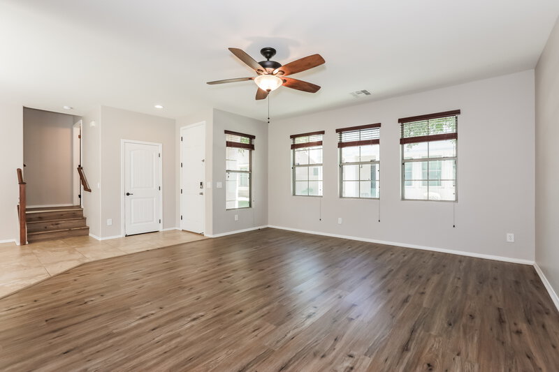 2,360/Mo, 3535 S Posse Trl Gilbert, AZ 85297 Living Room View 2