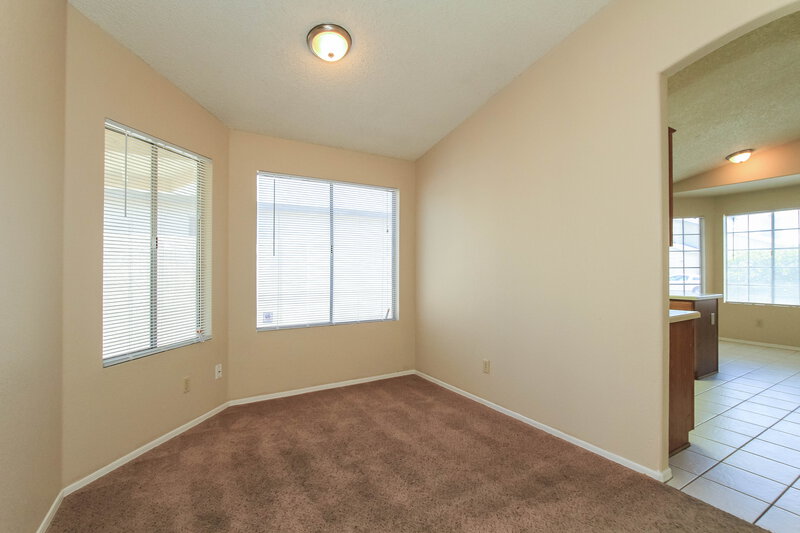 2,040/Mo, 8864 W Morningside Dr Peoria, AZ 85382 Dining Room View