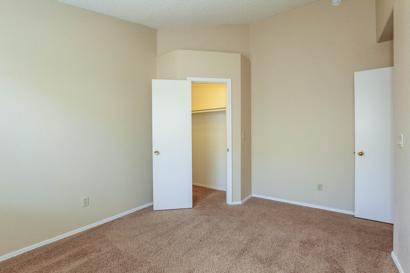 2,040/Mo, 8864 W Morningside Dr Peoria, AZ 85382 Bedroom View 2