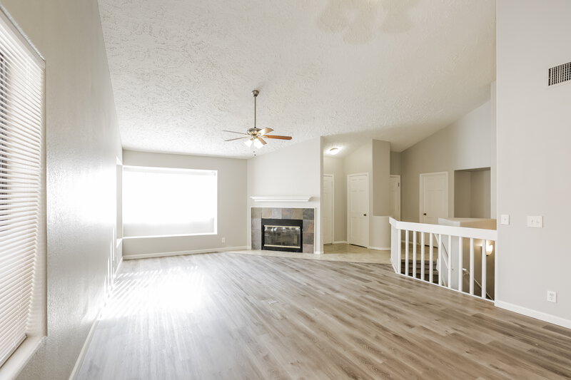 2,910/Mo, 16810 S 29th Pl Phoenix, AZ 85048 Living Room View