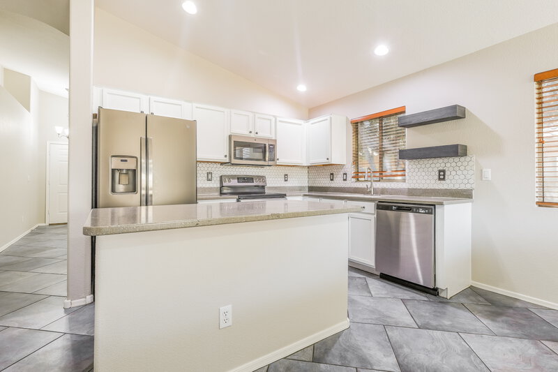 2,330/Mo, 10322 E Delta Ave Mesa, AZ 85208 Kitchen View