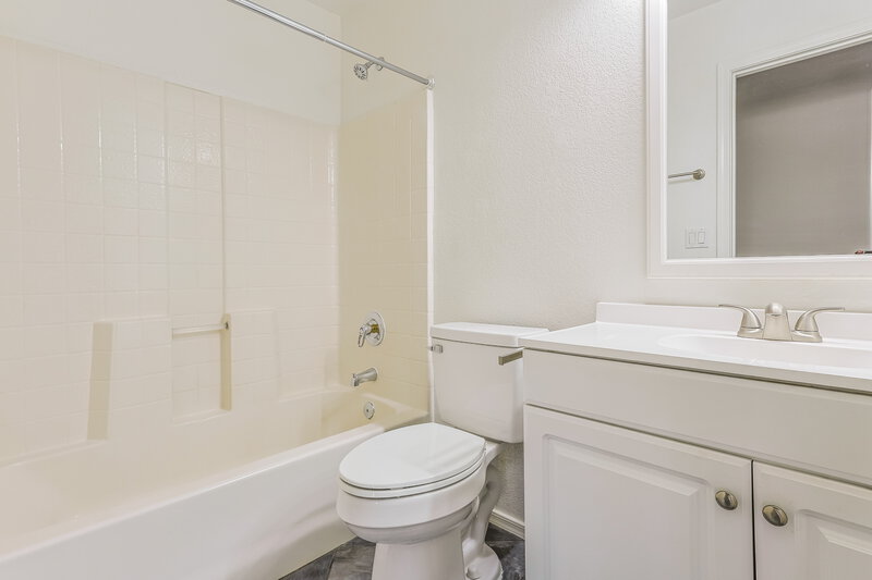 2,330/Mo, 10322 E Delta Ave Mesa, AZ 85208 Bathroom View