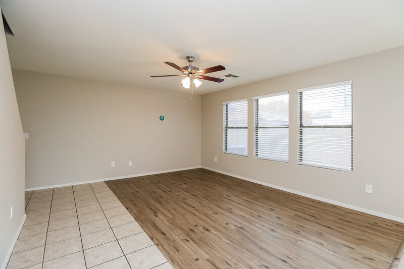 2,035/Mo, 2349 E 35Th Ave Apache Junction, AZ 85119 Living Room View