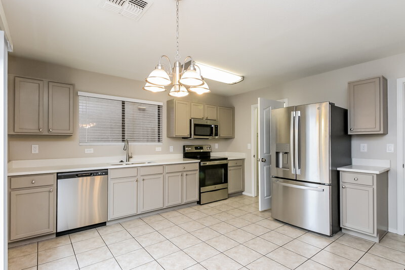 2,035/Mo, 2349 E 35Th Ave Apache Junction, AZ 85119 Kitchen View