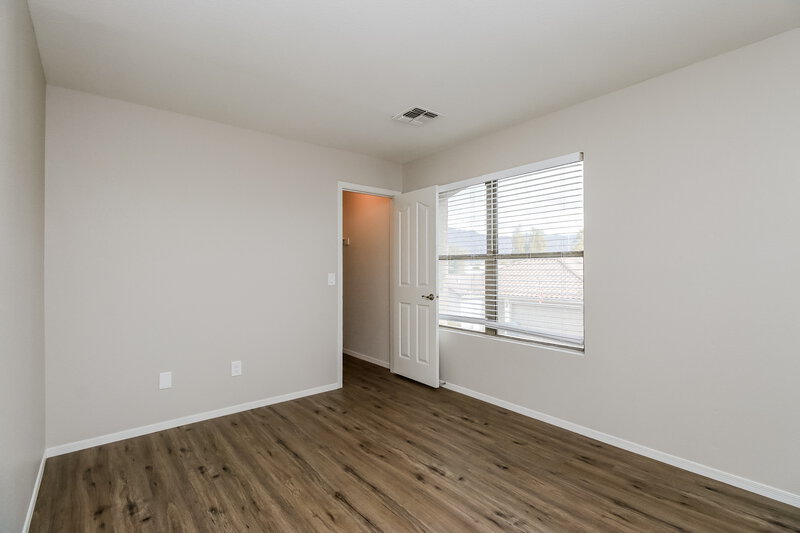 2,035/Mo, 2349 E 35Th Ave Apache Junction, AZ 85119 Bedroom View 2
