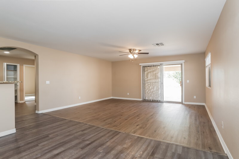 1,895/Mo, 3172 S 162nd Ln Goodyear, AZ 85338 Dining Room View 2