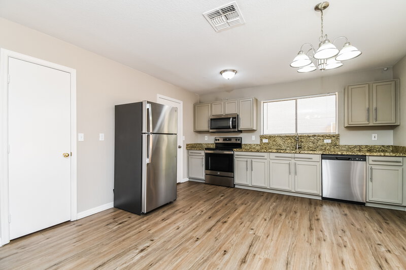 2,290/Mo, 650 E Woodsman Pl Chandler, AZ 85286 Kitchen View