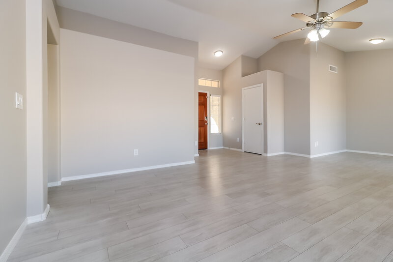 2,405/Mo, 1670 E Tyson Pl Chandler, AZ 85225 Living Room View