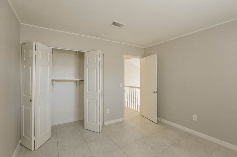 2,350/Mo, 1915 S 39th St 19 Mesa, AZ 85206 Bedroom View 3