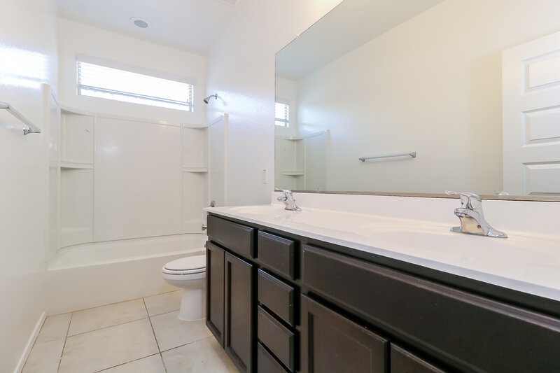 4,060/Mo, 16153 W Canterbury Dr Surprise, AZ 85379 Bathroom View