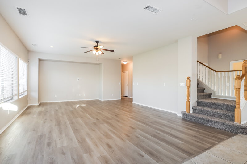 2,470/Mo, 5206 W Bowker St Laveen, AZ 85339 Living Room View