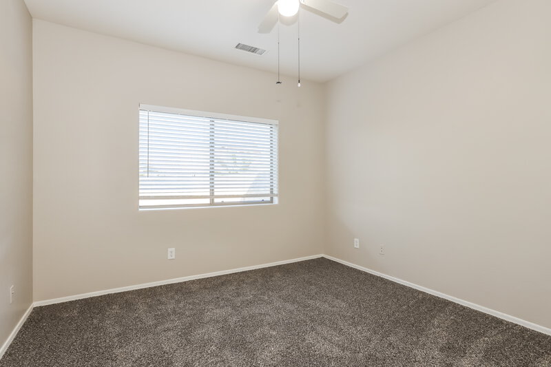 2,470/Mo, 5206 W Bowker St Laveen, AZ 85339 Bedroom View